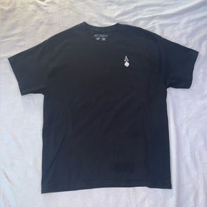 Men’s large T-shirt
